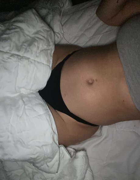 naughtynatvip star nude image