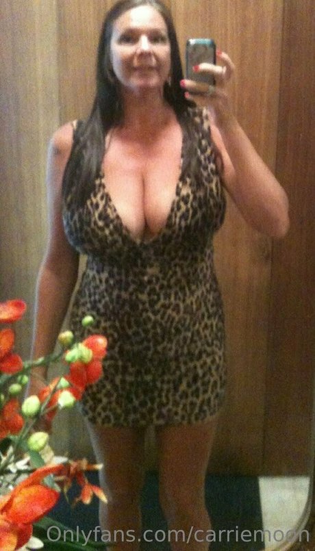 carriemoon erotic star photos