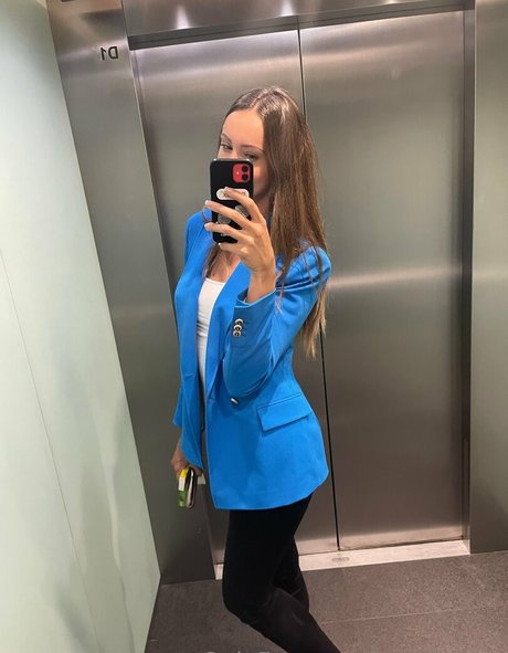 goldhailey nice pornstar pics