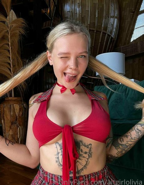 olimooooo exclusive actress pic