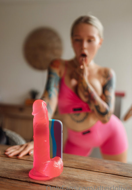 olimooooo hot pornstar gallery