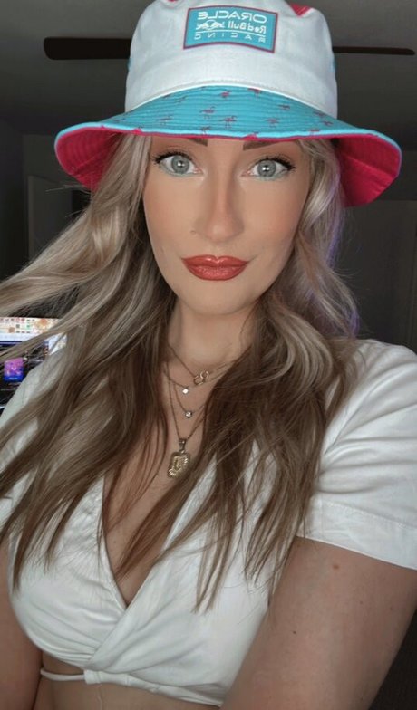 BasicWitGirl porn star archive