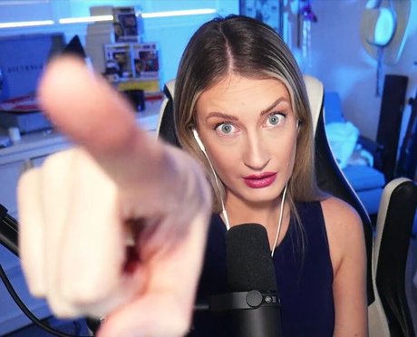 BasicWitGirl pornstar erotic pic