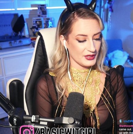 petite blonde onlyfans hot naked photos