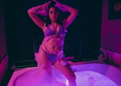 SunfyreTv erotic actress image