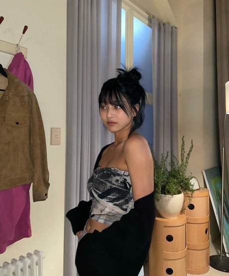 Jihyo star sexy pics