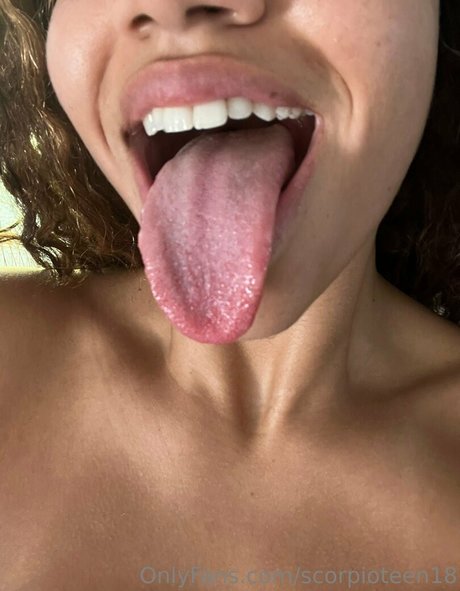 scorpioqueen18 high quality actress image