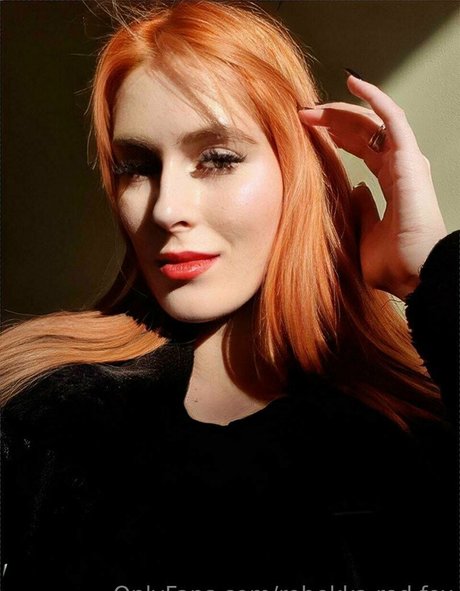 rebekka red fox model hd pics