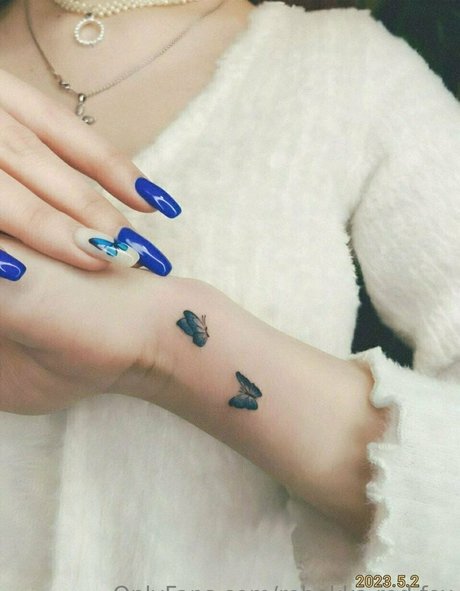 rebekka red fox xxx star img