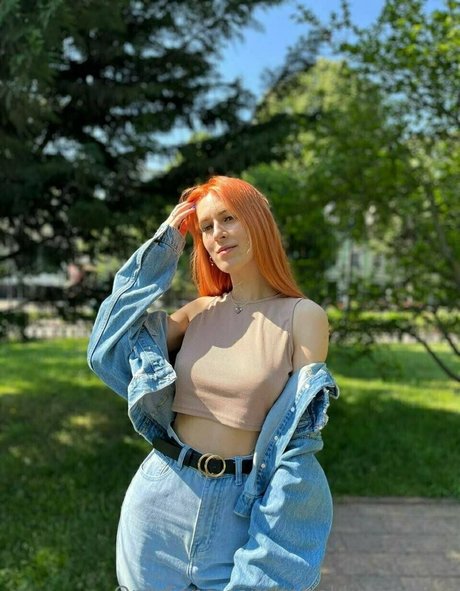 rebekka red fox hot model images