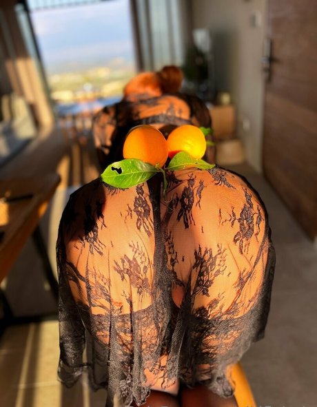 vikifleissig star nude pics