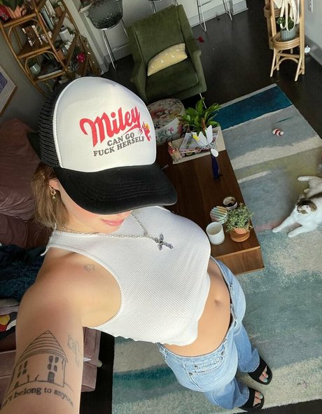 iloveyou nice model pic