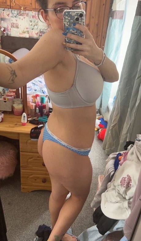 Casey Jones pretty pornstar gallery