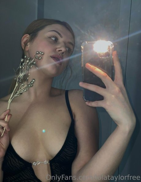 lolataylorfree nudes actress picture