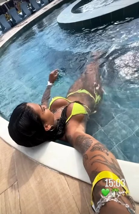 Aryadne Abranches pornstar sexy picture