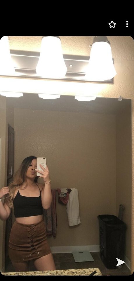 asianbbygirl18 Profile pic