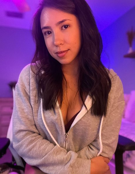 sincerelyxjade free pornographic actress galleries