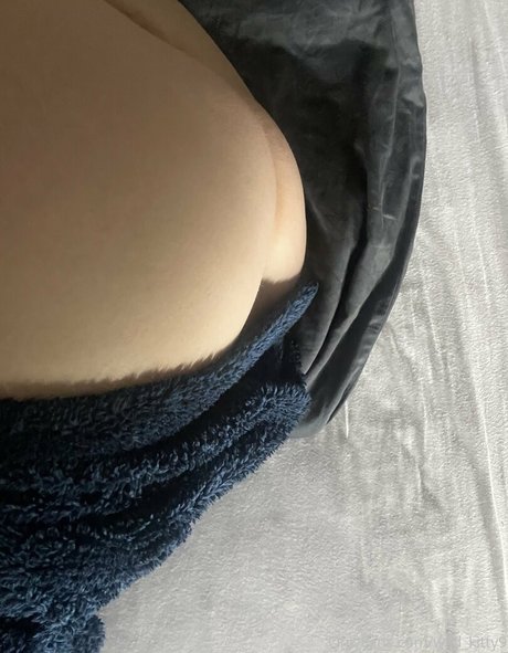 wild kitty9 pornstar pretty photos