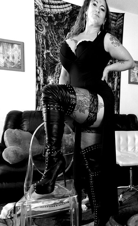 sexual essence perfect actress photo