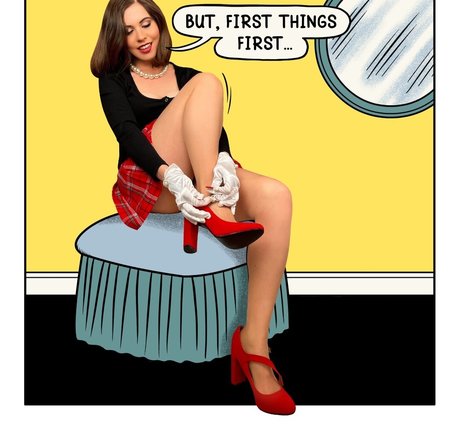 Abitoftotty model naked photo