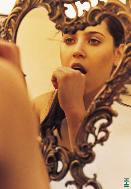 Mel Lisboa star pretty archive