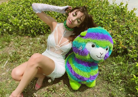 ponytail onlyfans nice photo