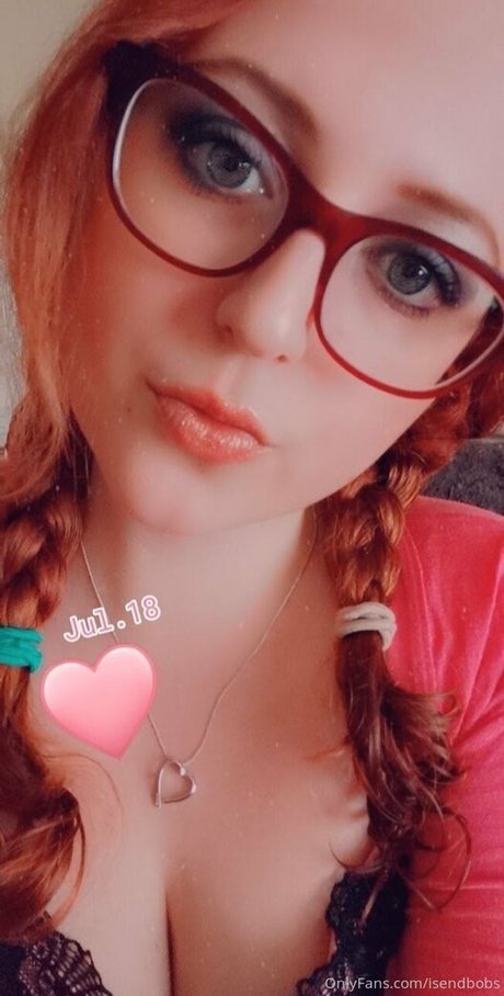 isendbobs exclusive actress galleries