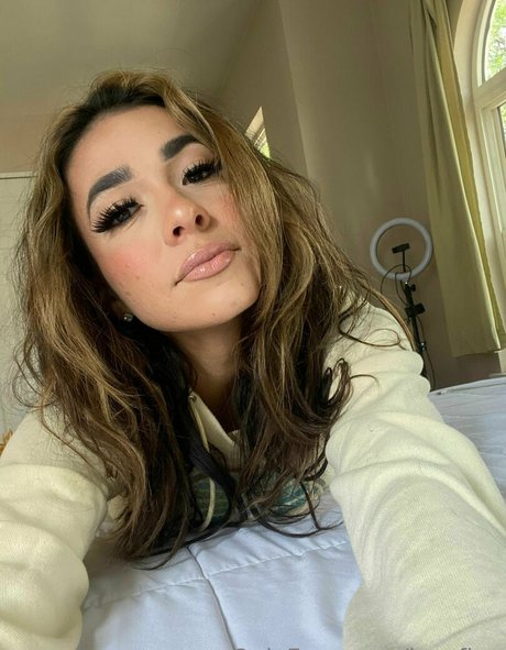 josafina pornstar perfect image