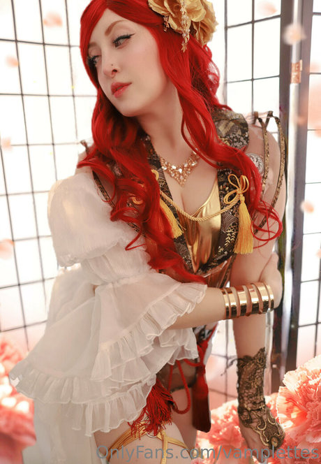 vamplettes hot model pic