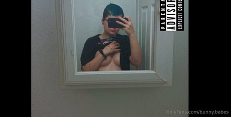 bunny babes star hot galleries