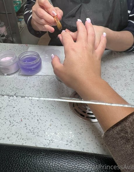 bratprincessava nude model images