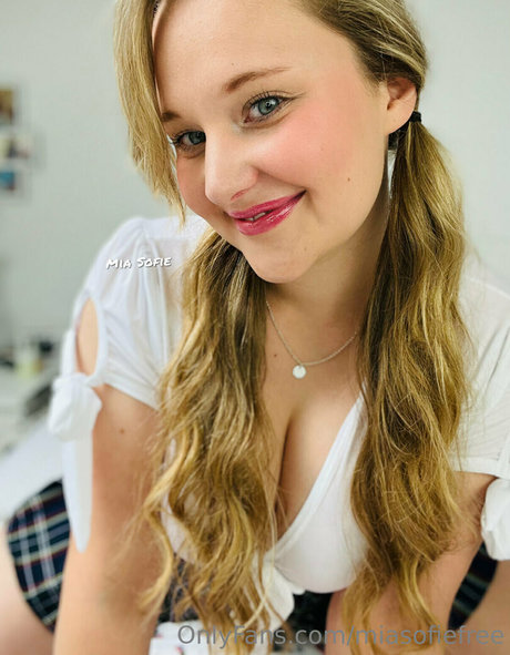 miasofiefree sexy model pic