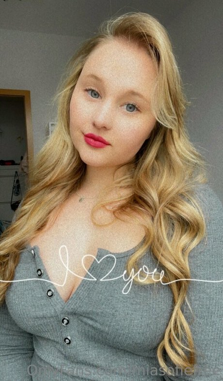 miasofiefree pornstar pretty pics