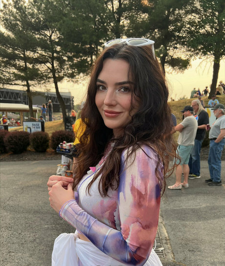 lyricsbylyla hd actress pictures