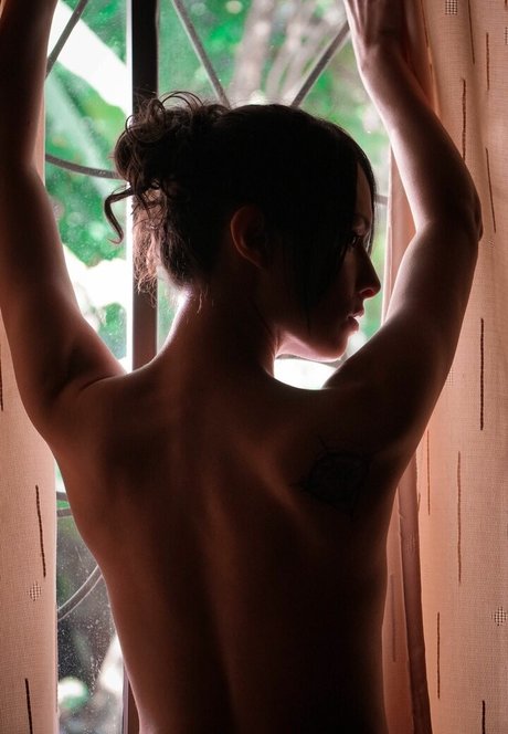 Angela Bermudez model top photo