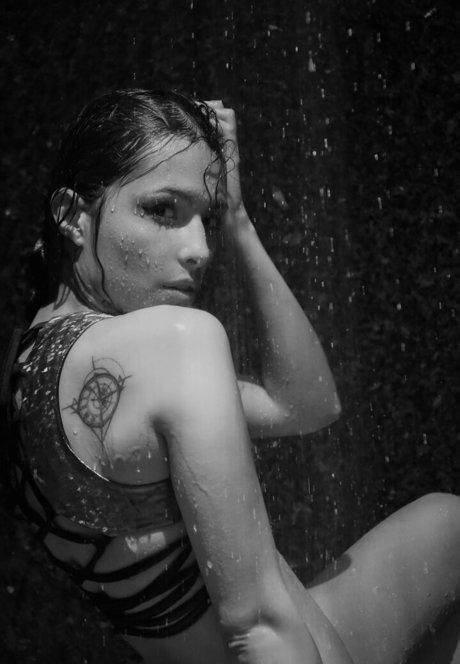 Angela Bermudez model hd archive