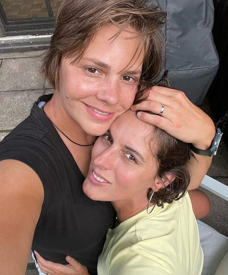 Lezfemmes star xxx picture