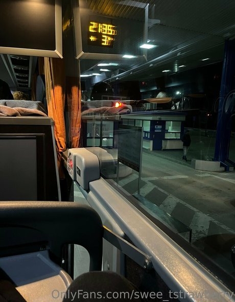 redhead xxx onlyfans erotic img