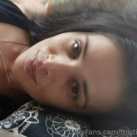 mistifyfree2023 pornographic model pic