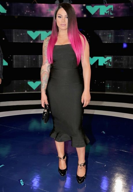 Snow Tha Product sexy star photos