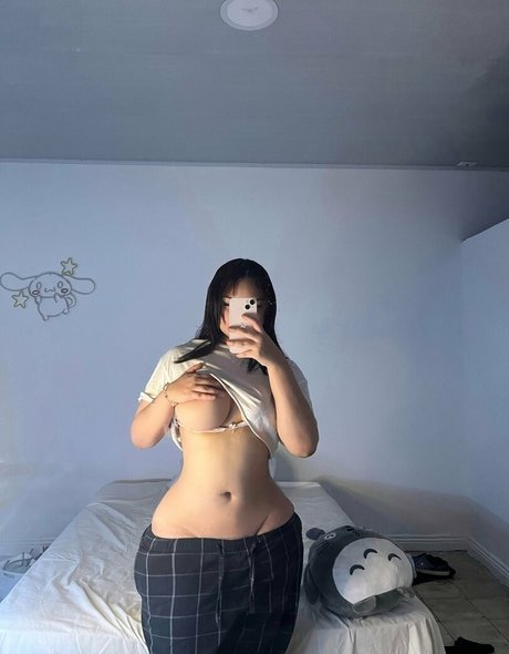 arawhre pornographic actress images