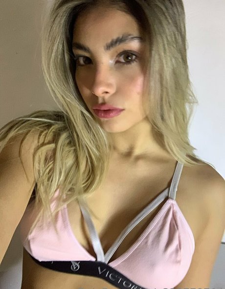 kendallbelmont model high quality photo