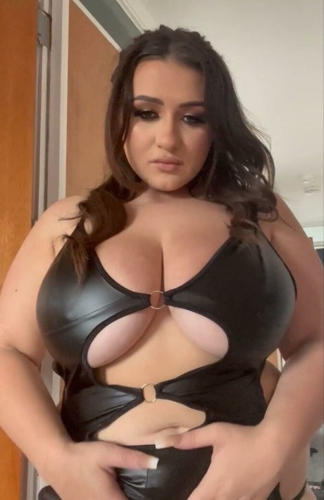 Indigo com adult actress image