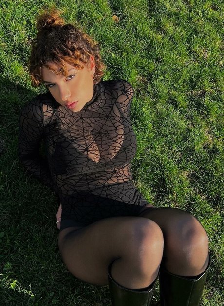 Emmy Tifrit erotic pornstar photos