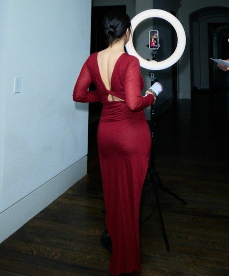 Kourtney Kardashian hd actress gallery