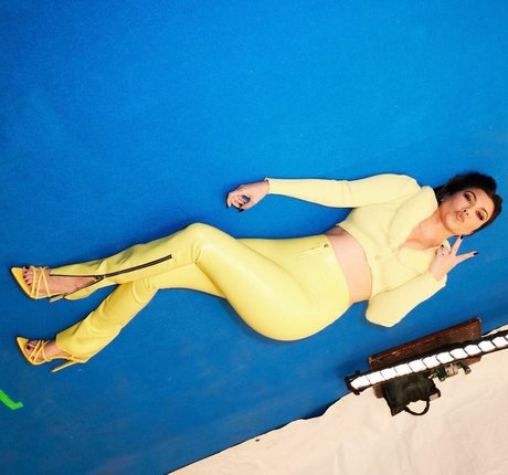 Kourtney Kardashian sexy pornstar galleries