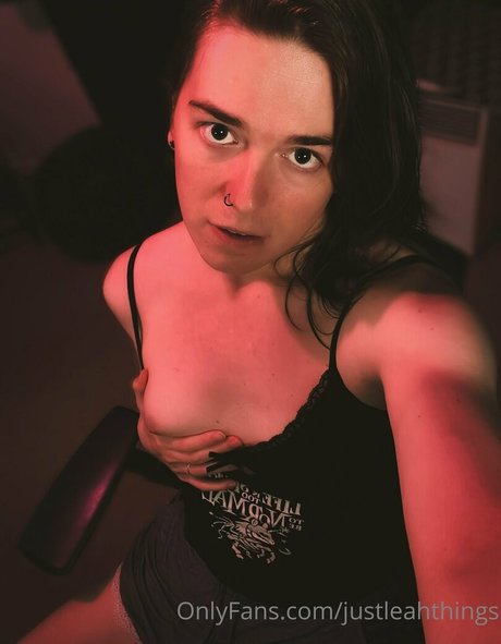 justleahthings exclusive star pic