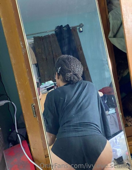 ivyevescarlet star high quality pictures