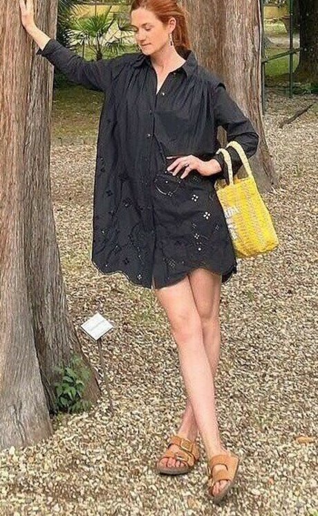 Bonnie Wright star exclusive photos