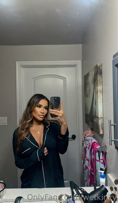 wetkinky model sexy images